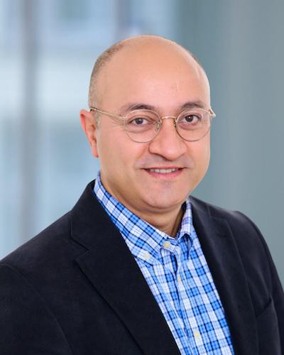 Tarkan Tan